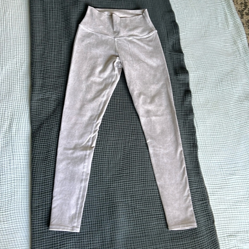 Alo leggins